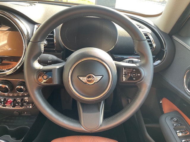 MINI クーパーＳ クラブマン クラシックトリム モルトブラウンレザー マルチディスプレイメーターパネル車両画像12