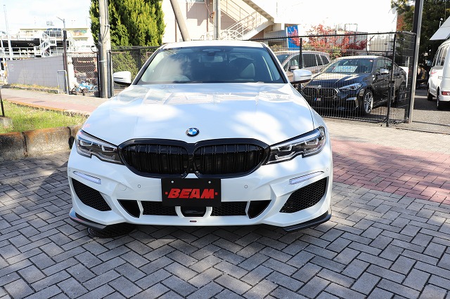 320i BEAMコンプリートカー　ブラックグリル　シャドーライン　ブラックレザーシート　車両画像02