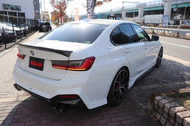 320i BEAMコンプリートカー　ブラックグリル　シャドーライン　ブラックレザーシート　車両画像05