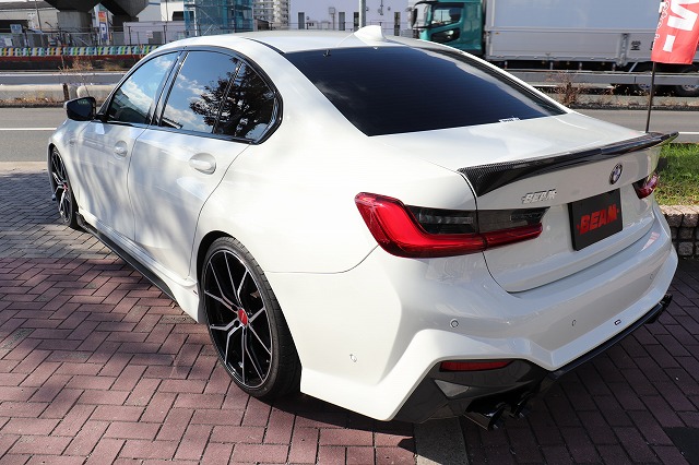 320i BEAMコンプリートカー　ブラックグリル　シャドーライン　ブラックレザーシート　車両画像07