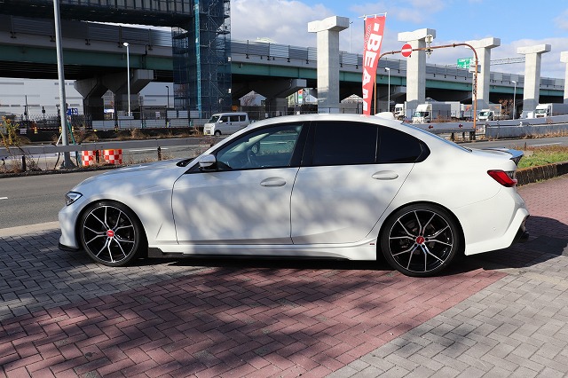 320i BEAMコンプリートカー　ブラックグリル　シャドーライン　ブラックレザーシート　車両画像08