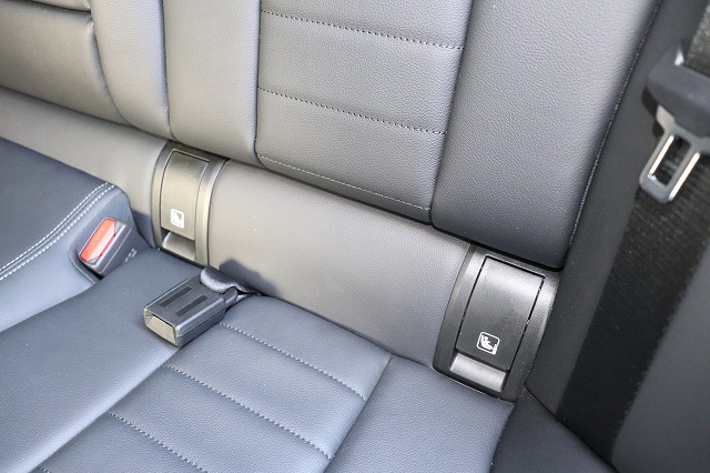 320i BEAMコンプリートカー　ブラックグリル　シャドーライン　ブラックレザーシート　車両画像14