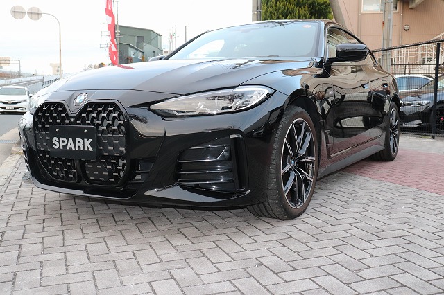 ４２０iグランクーペ　Ｍスポーツ　コーンフォートパッケージ　純正19インチAWの画像