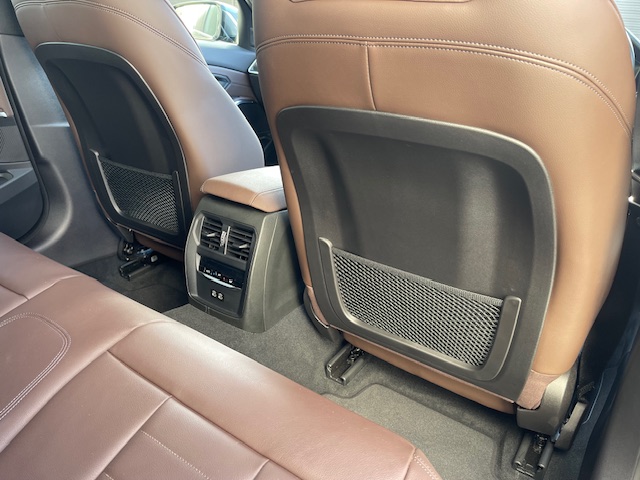 320i エクスクルーシブ BEAMコンプリートカー モカレザー アンビエントライト車両画像09