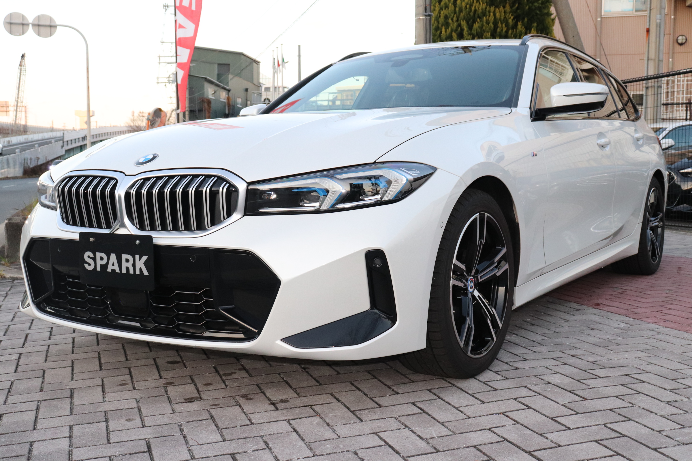 320i ツーリング Mスポーツ ハイラインパッケージ コンフォートパッケージ 黒レザーの画像