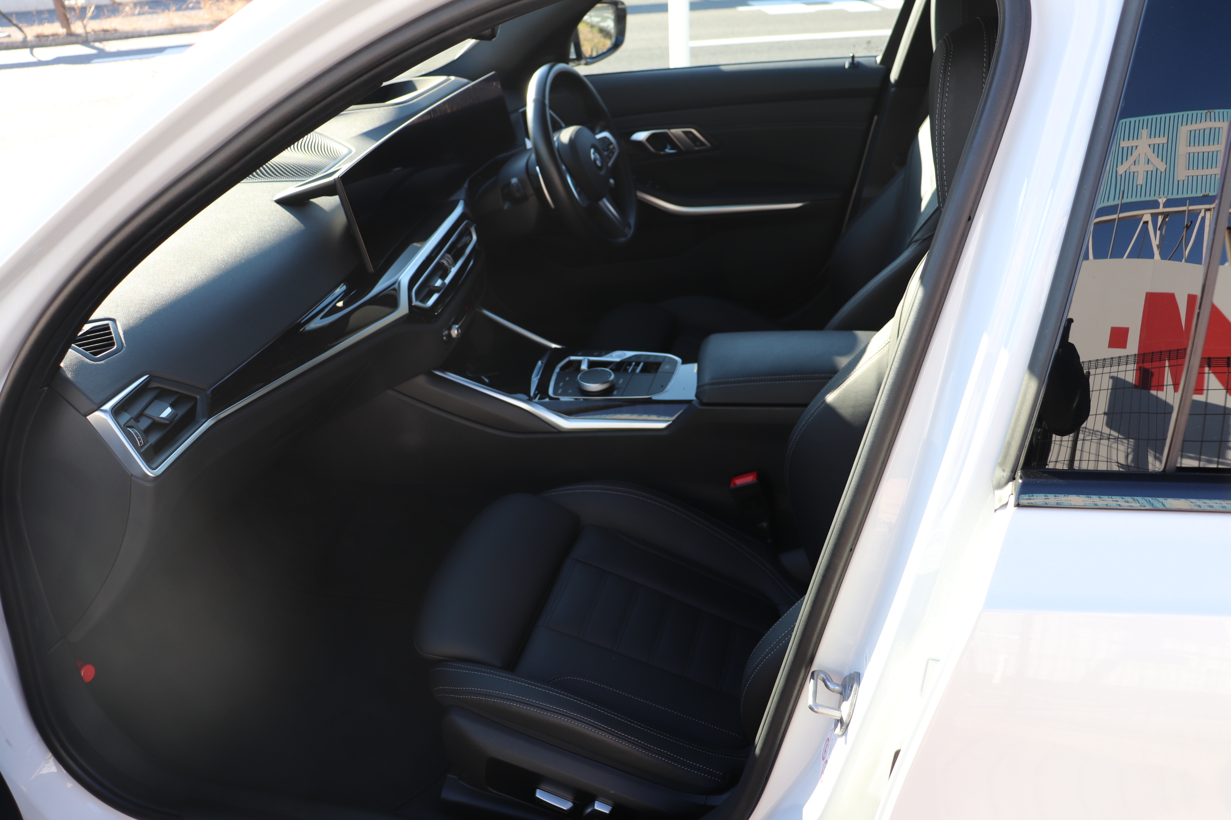 320i ツーリング Mスポーツ ハイラインパッケージ コンフォートパッケージ 黒レザー車両画像10