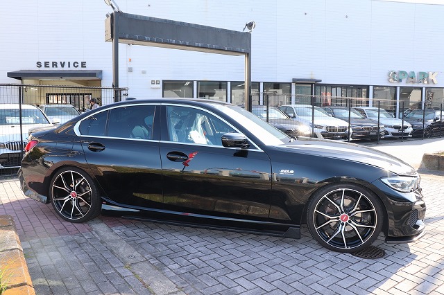 320ｄXdrive　BEAMコンプリート　ハイライン　ブラックレザーシート　フルセグTV　車両画像04