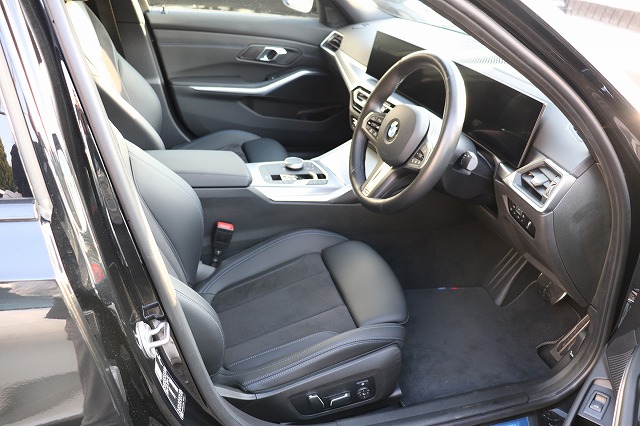 318i　Mスポーツ　ヘッドアップディスプレイ　オートトランク　アクティブクルーズコントロール車両画像10