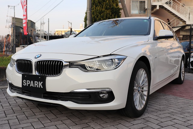 320dラグジュアリーツーリング　ブラウンレザー　フルセグTV　の画像