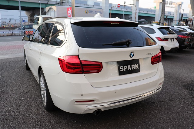 320dラグジュアリーツーリング　ブラウンレザー　フルセグTV　車両画像07