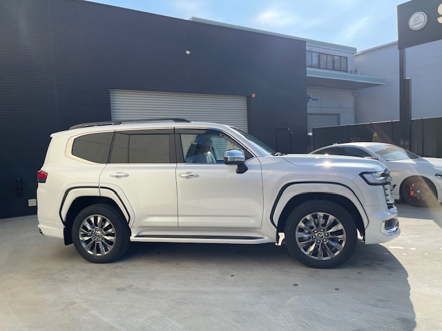 トヨタ ランドクルーザー300 3.5ZX 4WD MODELLISTAエアロ/JBL/Rモニ/ブラックルーフレール/サンルーフ車両画像04