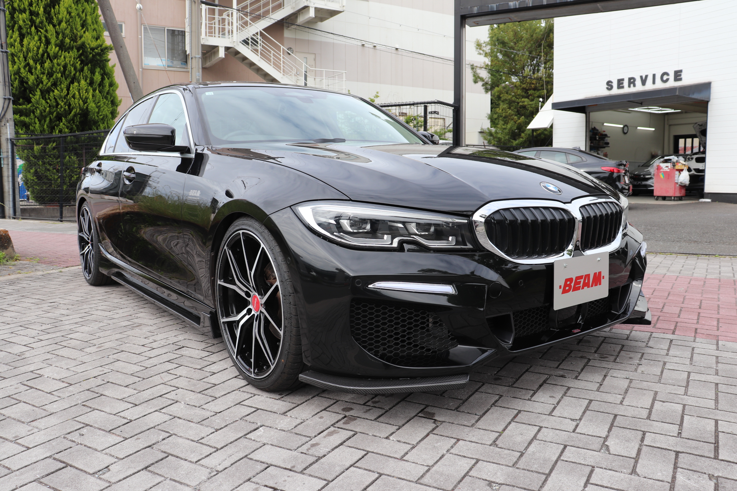 320i  BEAMコンプリート　ハイラインパッケージ　ブラックレザーシート　車両画像07