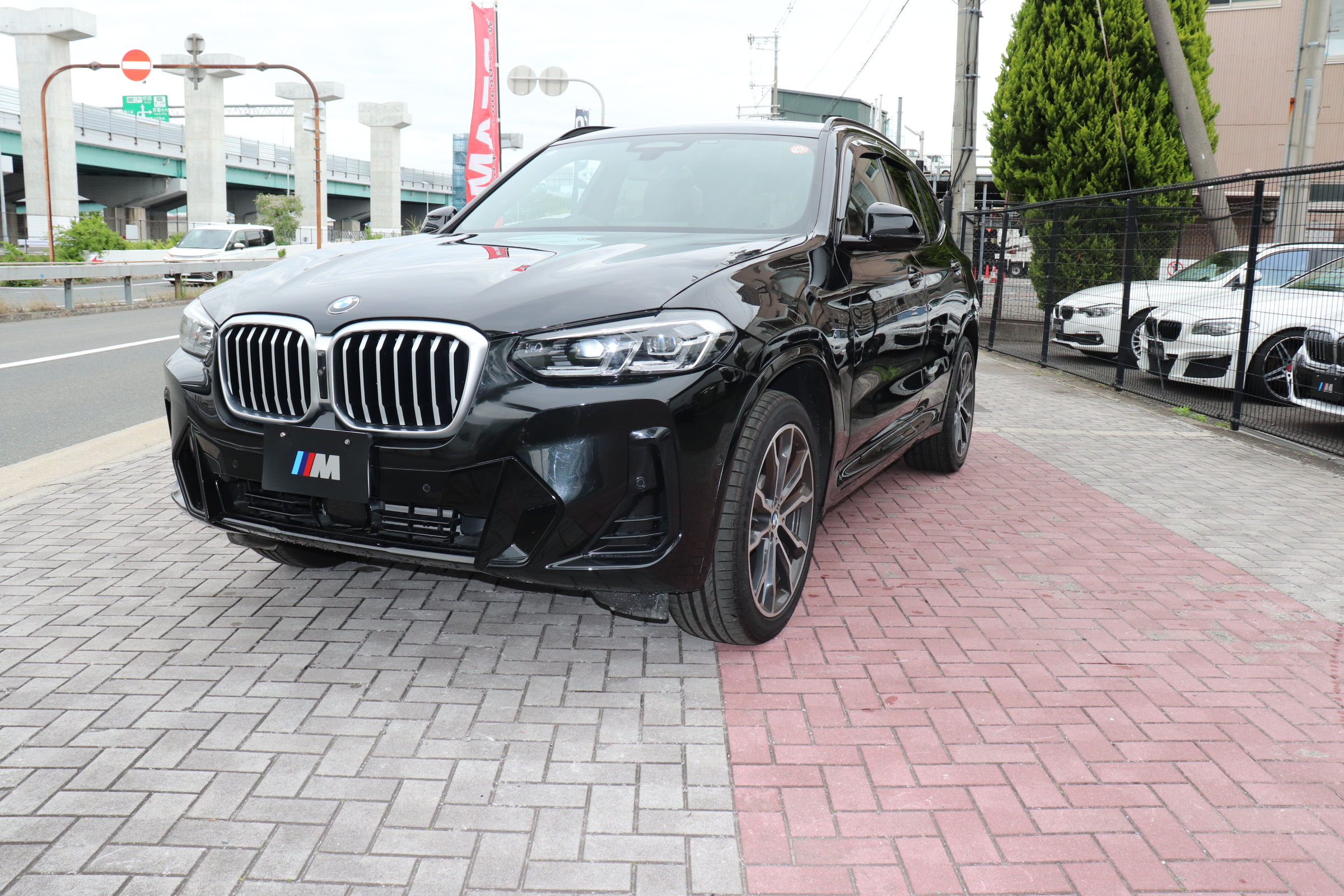 X3 xDrive 20D Mスポーツ 電動パノラマルーフ ステアリングヒーター サウンドパッケージ ハーマンカードンサウンドシステムの画像