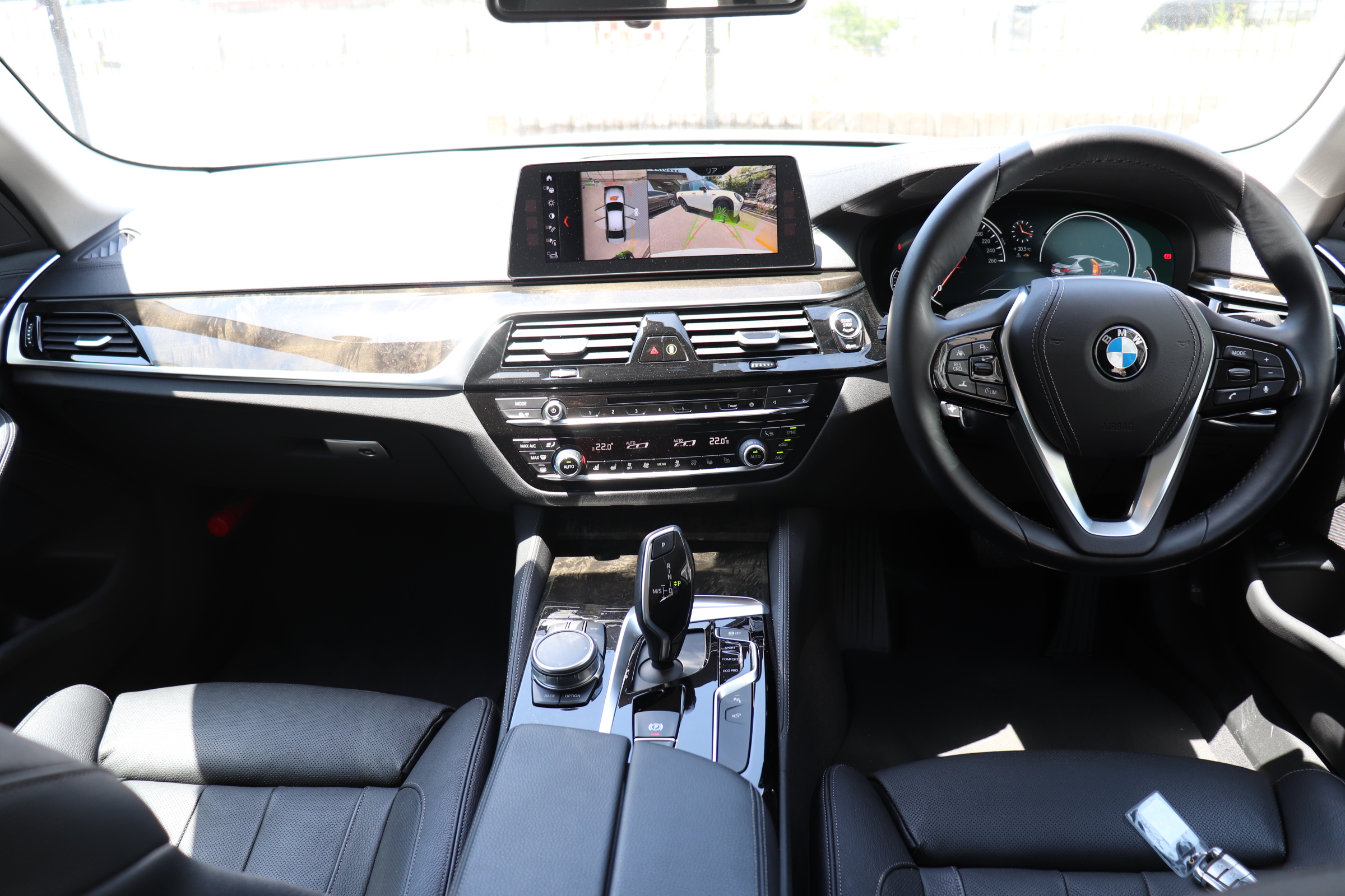 530i ラグジュアリー BEAMコンプリートカー BEAMフロントエアロバンパー BEAMサイドスポイラー車両画像12