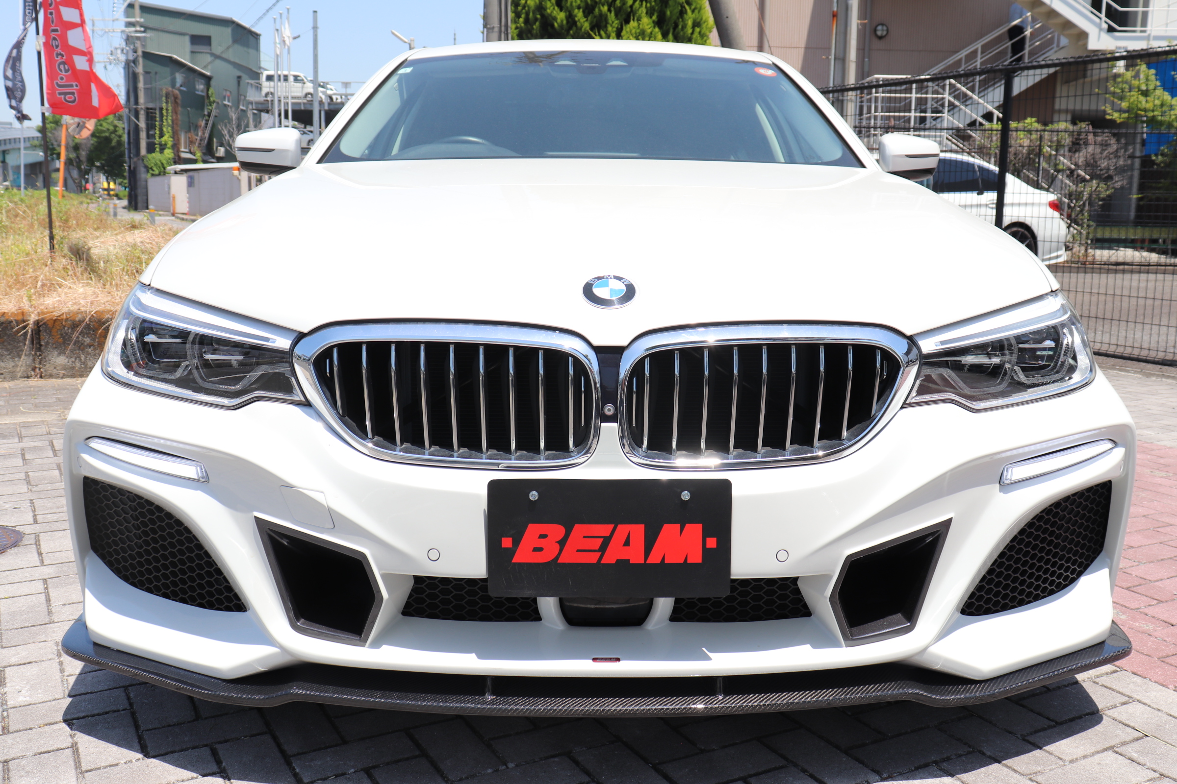 530i ラグジュアリー BEAMコンプリートカー BEAMフロントエアロバンパー BEAMサイドスポイラー車両画像07