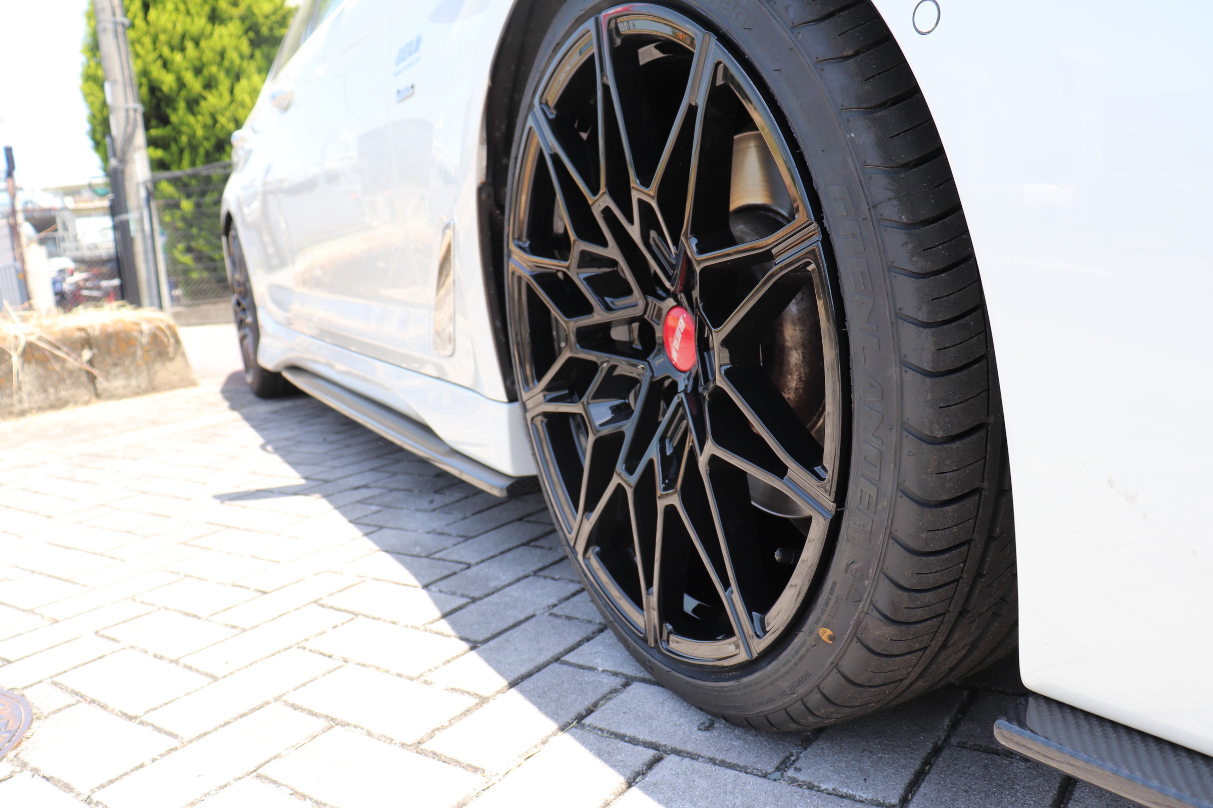 530i ラグジュアリー BEAMコンプリートカー BEAMフロントエアロバンパー BEAMサイドスポイラー車両画像10