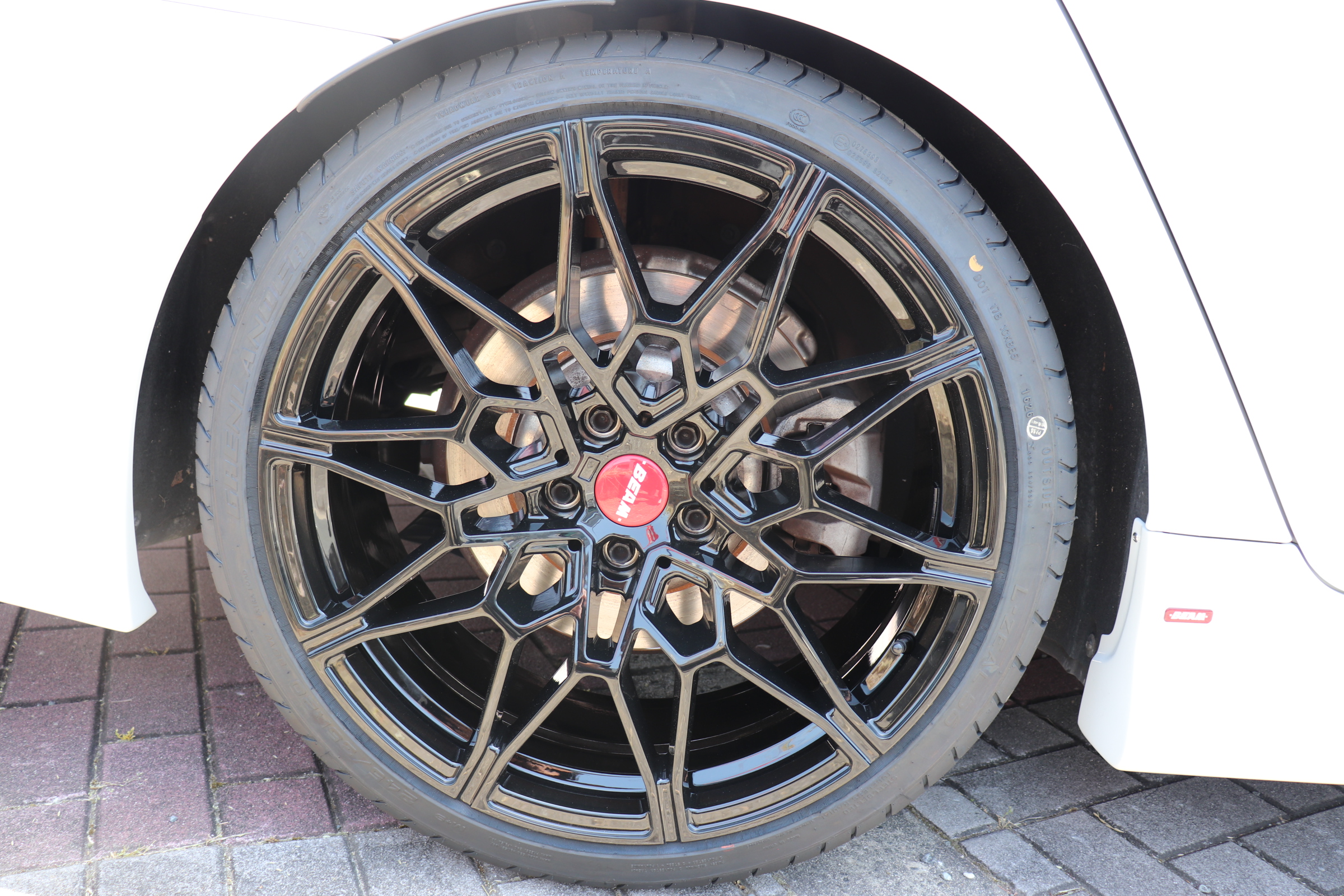 530i ラグジュアリー BEAMコンプリートカー BEAMフロントエアロバンパー BEAMサイドスポイラー車両画像11