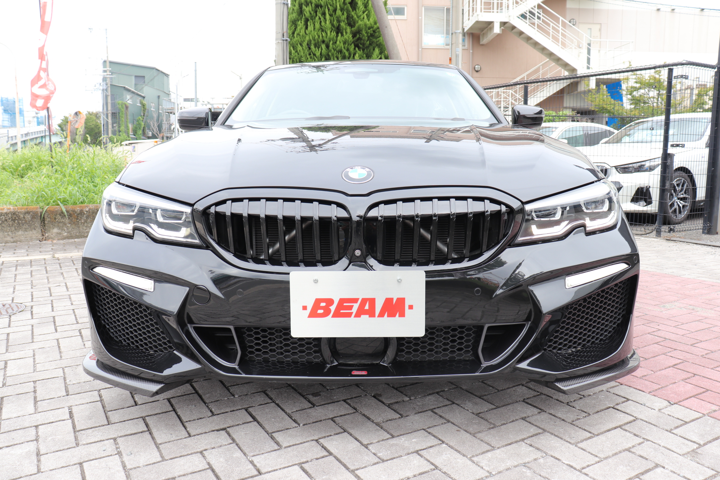 320i  BEAMコンプリート　ハイラインパッケージ　ブラックレザーシート　車両画像08