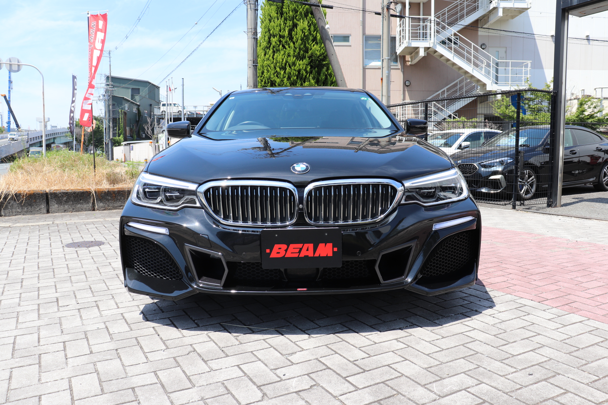 530i  ラグジュアリー　BEAMコンプリート　BEAMフルエアロ/BEAM20インチAW/BEAM４本出しマフラー/BEAMダウンサス車両画像07