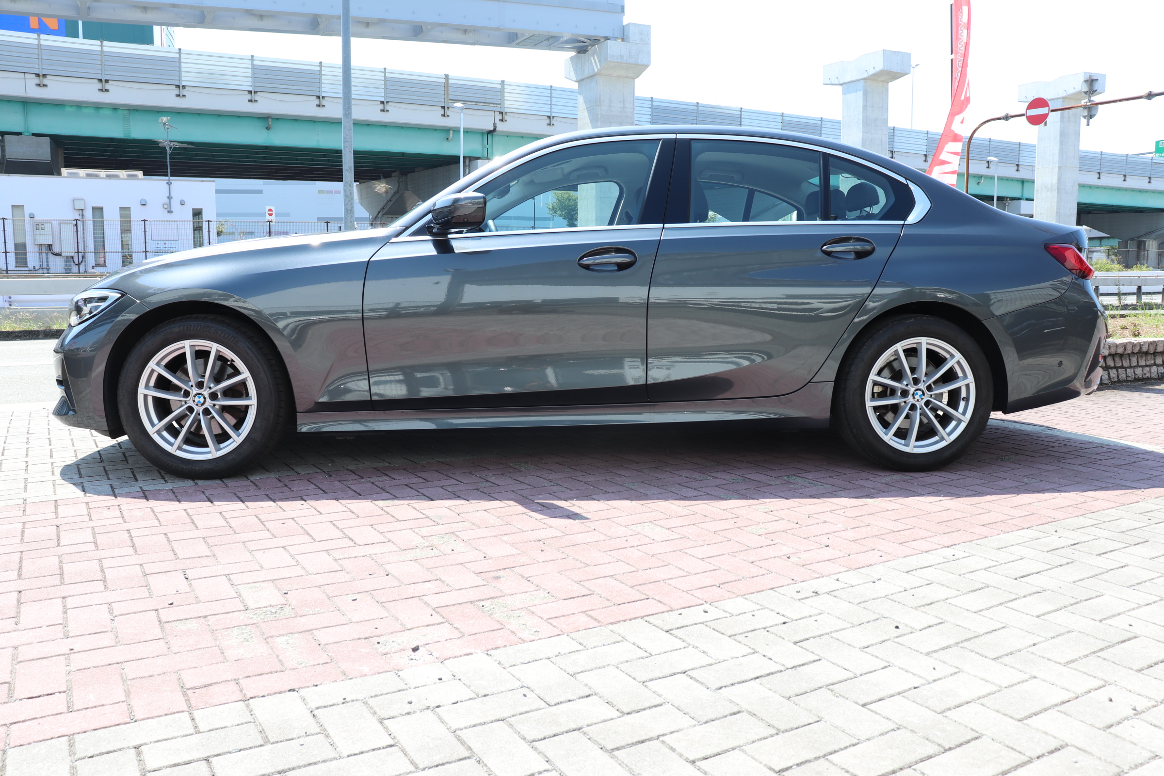320i スタンダード プラスパッケージ ハイラインパッケージ 黒革 パワーシート車両画像02