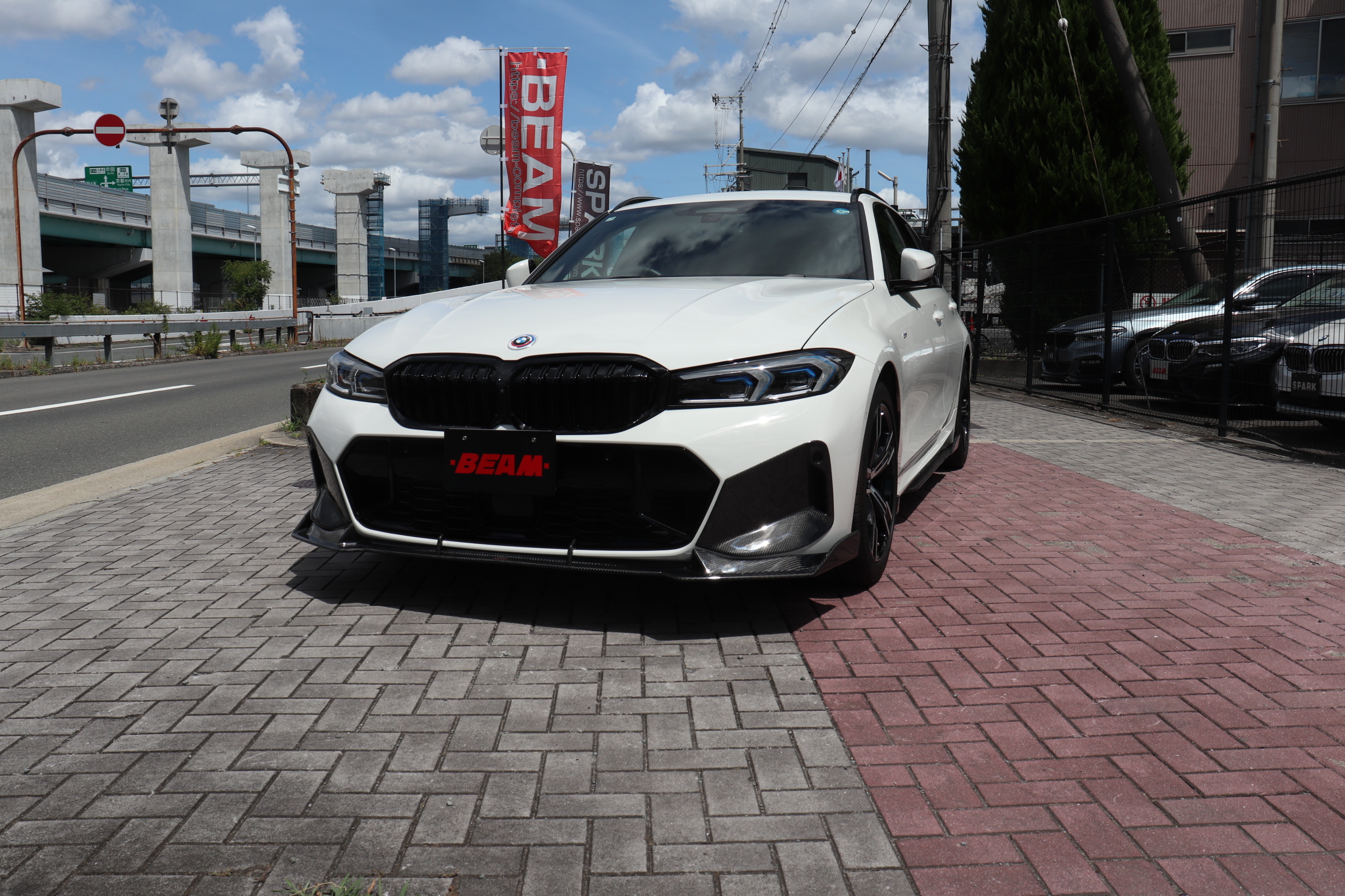 320i ツーリング Mスポーツ BEAMコンプリート BEAMフルエアロの画像