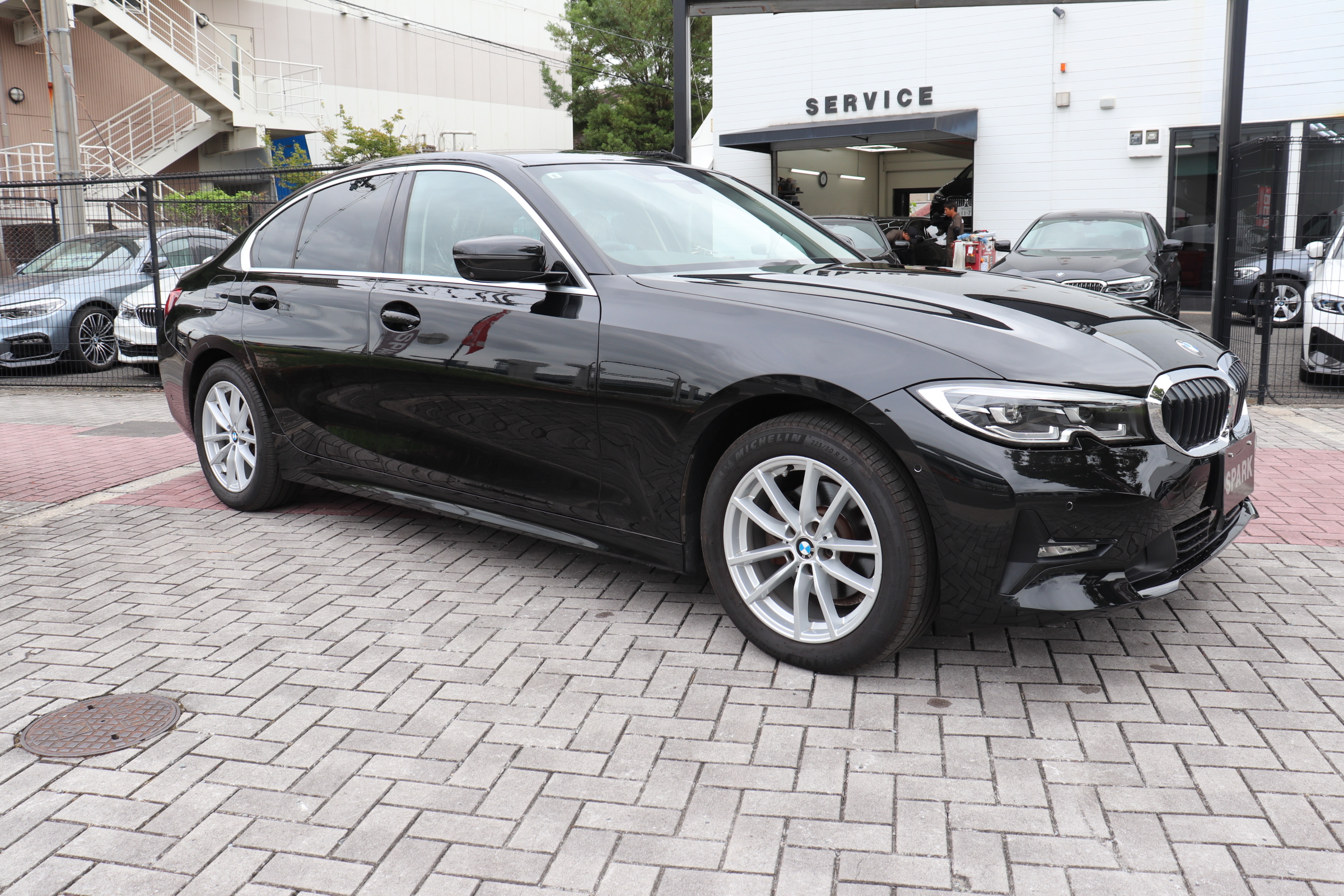 320i ピュアエレガンス 限定100台 茶本革シート パワーシート シートヒーター コンフォートPKG マルチビューカメラ車両画像04