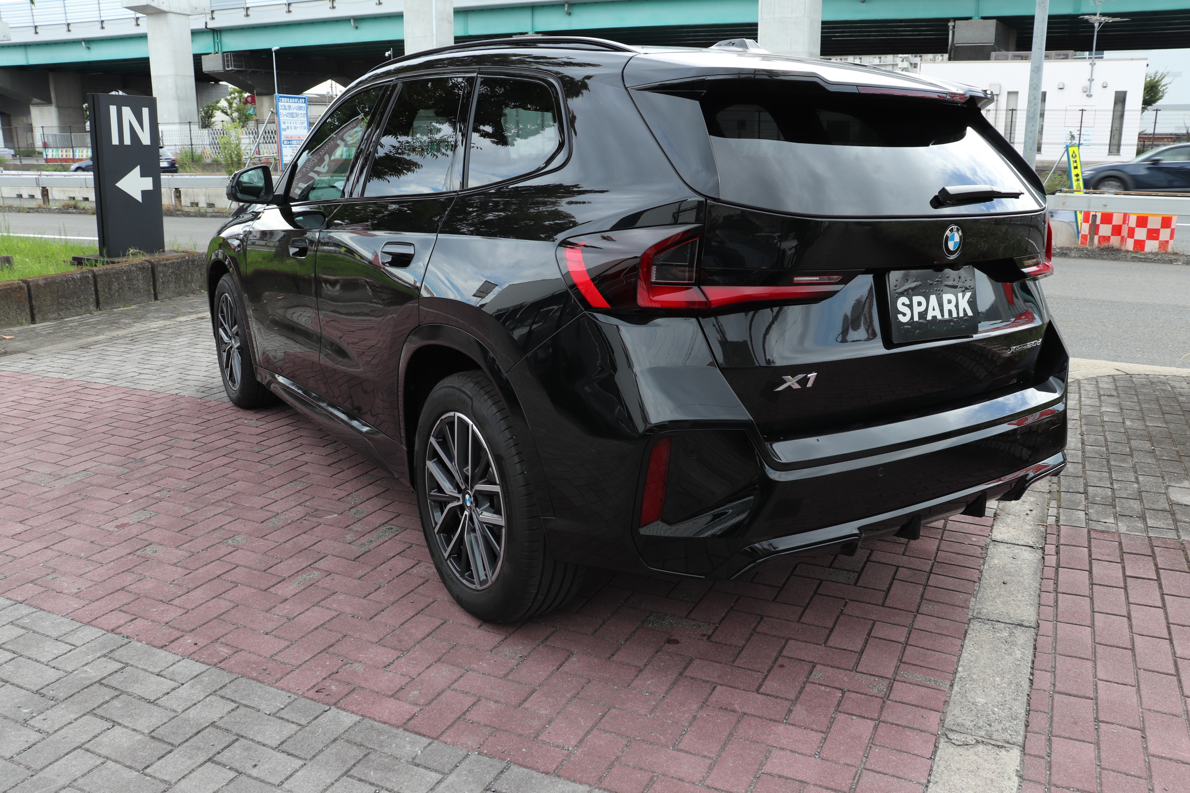 Ｘ１ ｘＤｒｉｖｅ　２０ｄ　Ｍスポーツ ハイラインパッケージ ワンオーナー車両画像03