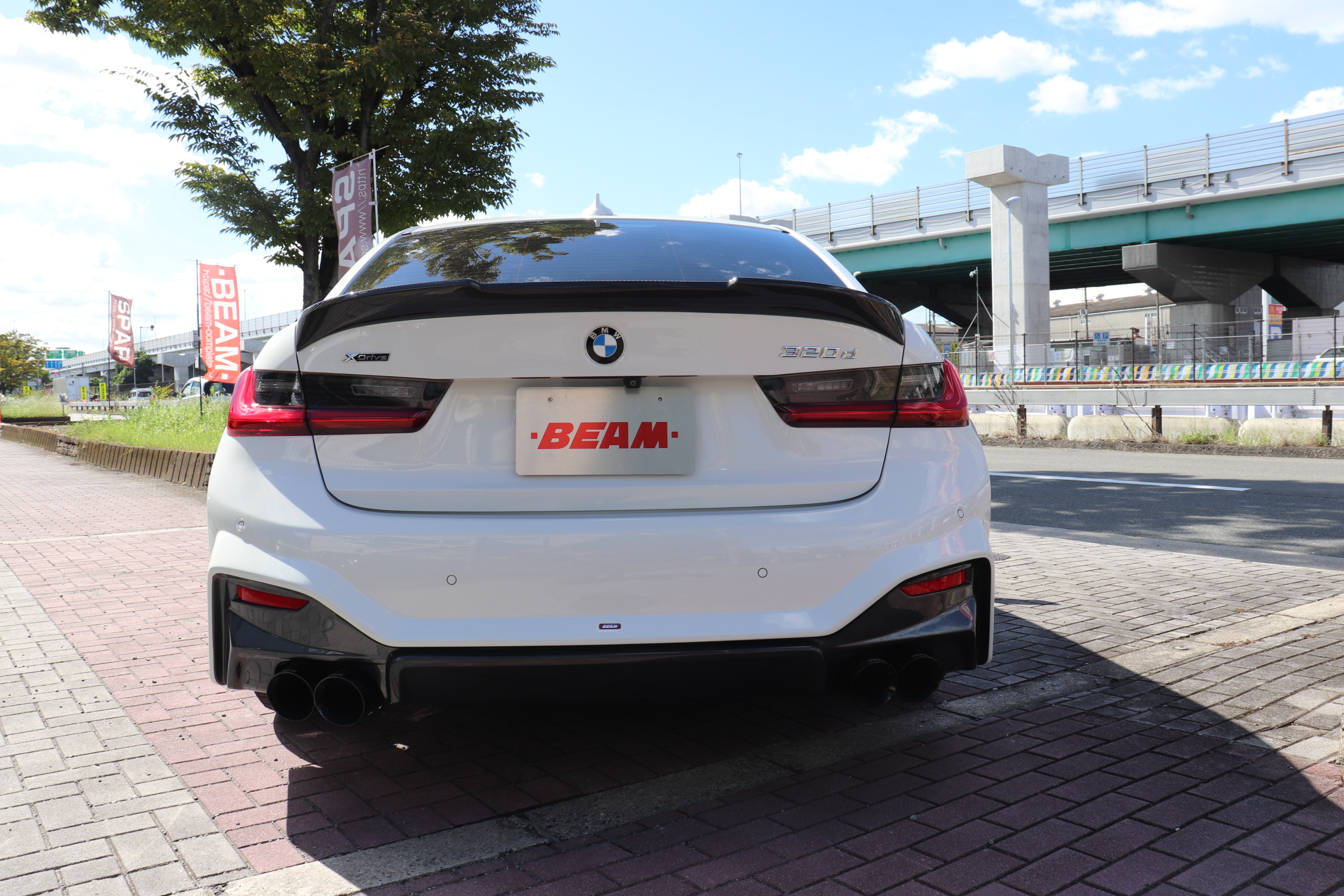 320d xドライブ BEAMコンプリート BEAMフルエアロ BEAM20インチAW BEAMローダウンサス車両画像03