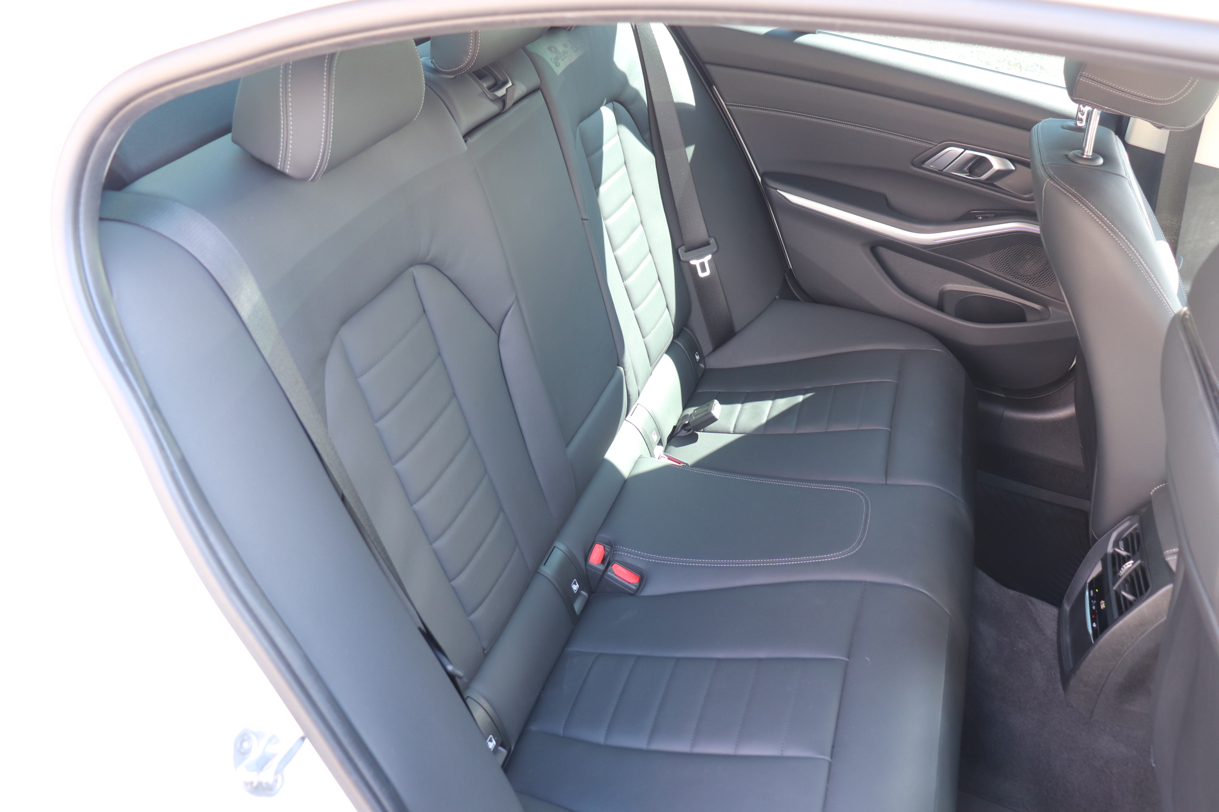 320d xドライブ BEAMコンプリート BEAMフルエアロ BEAM20インチAW BEAMローダウンサス車両画像13