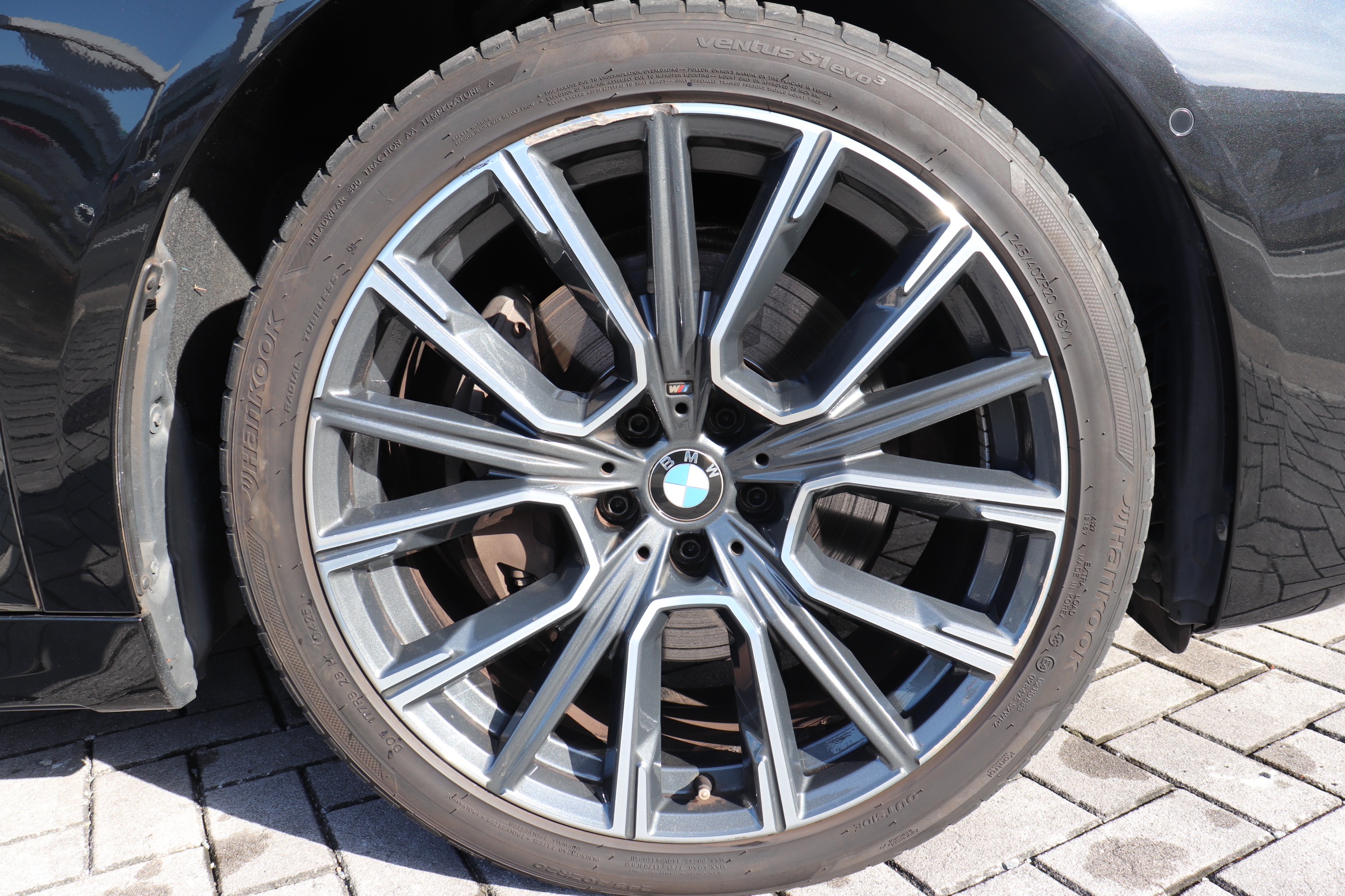 740d xdrive Mスポーツ イノベーションPKG ブラックレザー パノラマサンルーフ車両画像10